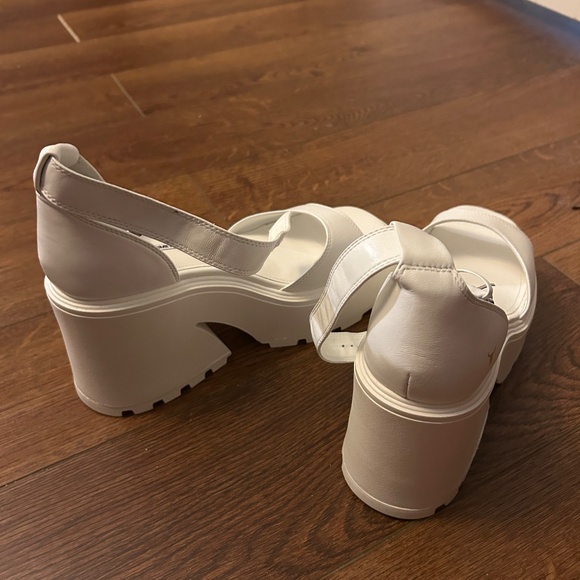 Windsor Smith White Platform Heels - Picture 5 of 6